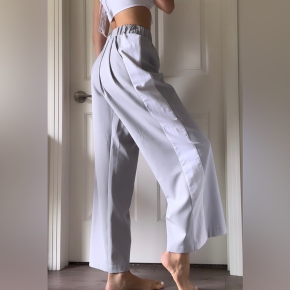 LIKE NEW Wide Leg Long Pants High-Waisted Joggers Sweatpants High-rise Lounge - Picture 1 of 5